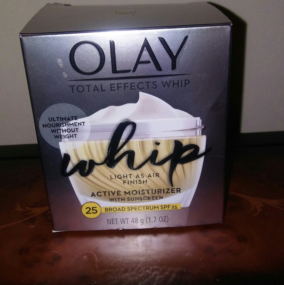 NIB Olay Total Effects Whip with SPF 25